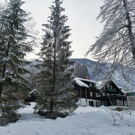 Hostel Pod Voglom Bohinj Exterior foto